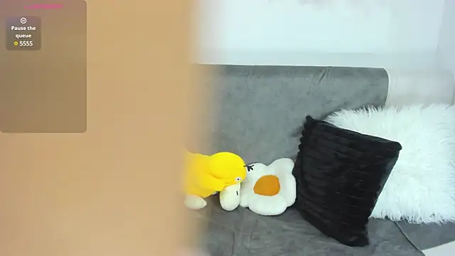 AprilDubois online show from March 3, 2025, 2:59 pm