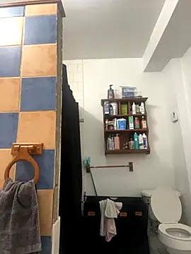 Goddess Nafeesha online show from November 7, 2025, 5:35 pm