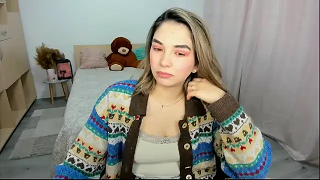 Alexa Dolly12 online show from March 4, 2026, 6:30 am