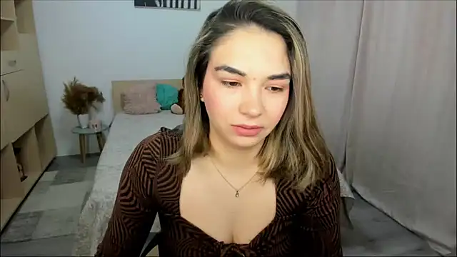 Alexa Dolly12 online show from March 14, 2026, 6:19 am