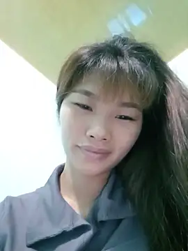 Lonalysexy online show from May 21, 2026, 1:23 am