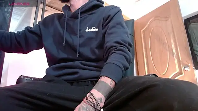 ren stipee online show from March 2, 2025, 6:37 am