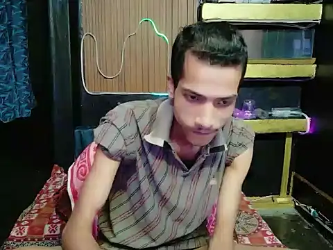 Alex Suman25 online show from June 23, 2026, 7:23 pm