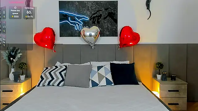 MiaBecky online show from February 12, 2025, 5:26 am