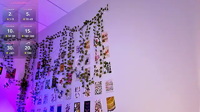 Snapshot of MiaBecky chatting on April 12, 2026, 5:34 am MiaBecky online show from April 12, 2026, 5:34 am