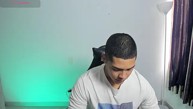 Iamdylan777 online show from February 18, 2026, 1:18 pm