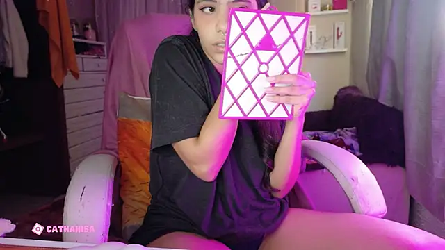 AllisonCatUwU online show from October 30, 2025, 3:35 pm