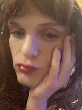 Snapshot of sum1betterthanmost chatting on December 18, 2024, 10:30 am sum1betterthanmost online show from December 18, 2024, 10:30 am