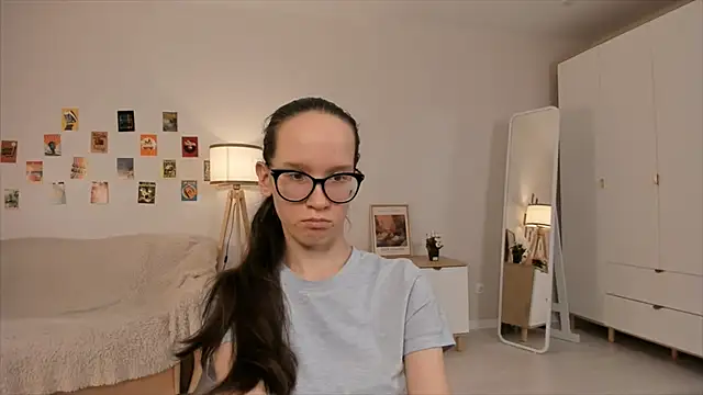 BettyBrowni online show from March 12, 2025, 7:17 pm