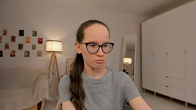 BettyBrowni online show from March 23, 2025, 1:20 am