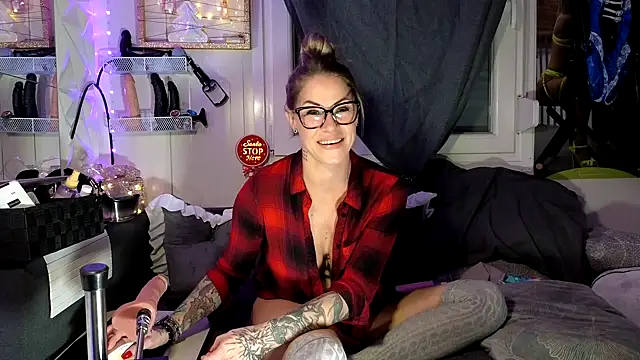 Tatjana Sue online show from December 13, 2025, 9:20 pm