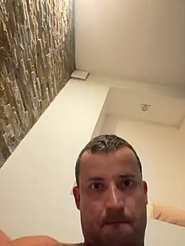 MateoKimiBi online show from July 20, 2026, 11:18 pm
