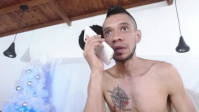 BIGZEHUZ online show from December 3, 2024, 6:17 pm