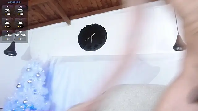 BIGZEHUZ online show from December 4, 2024, 7:45 pm