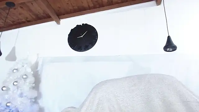 BIGZEHUZ online show from December 17, 2024, 2:01 am