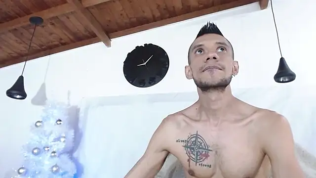 BIGZEHUZ online show from December 18, 2024, 3:26 am