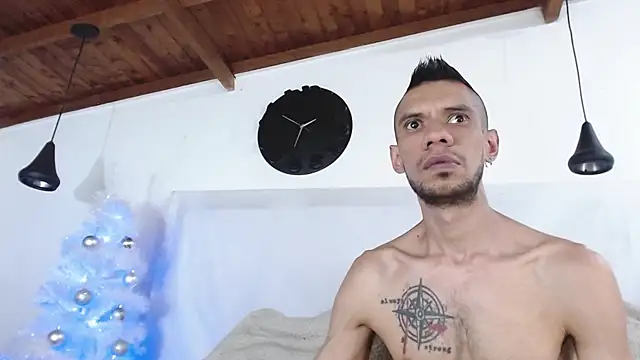 BIGZEHUZ online show from January 3, 2025, 7:49 am