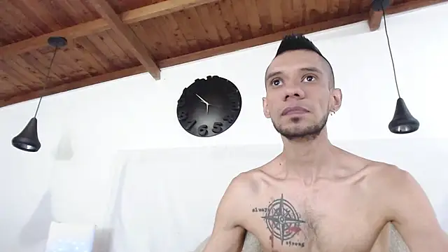 BIGZEHUZ online show from January 13, 2025, 2:11 pm