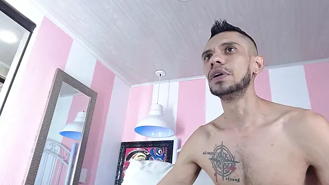 BIGZEHUZ online show from March 12, 2025, 2:34 pm