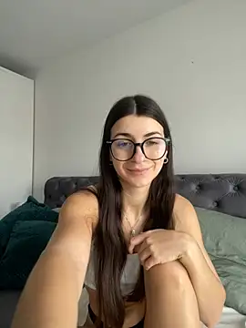 Wildberry  online show from February 18, 2026, 8:10 am