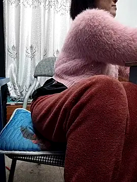 Haralushiaaa online show from December 1, 2025, 2:11 pm