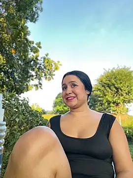 Pretty Isadora online show from December 2, 2024, 10:01 pm