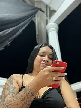 Pretty Isadora online show from December 15, 2024, 1:02 am