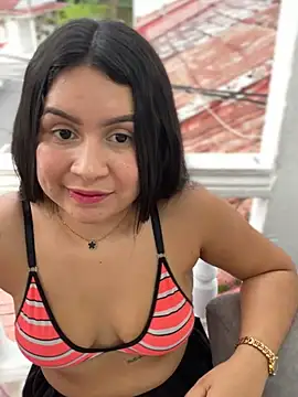 Pretty Isadora online show from January 10, 2025, 9:42 pm