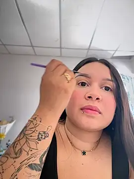 Pretty Isadora online show from March 3, 2025, 8:21 pm