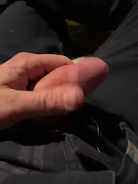 Snapshot of joeycbigcock chatting on December 6, 2024, 12:34 am joeycbigcock online show from December 6, 2024, 12:34 am