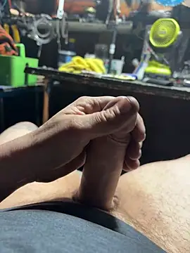 joeycbigcock online show from March 3, 2026, 9:10 pm