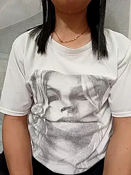 Asian girl13 online show from March 4, 2026, 1:00 am