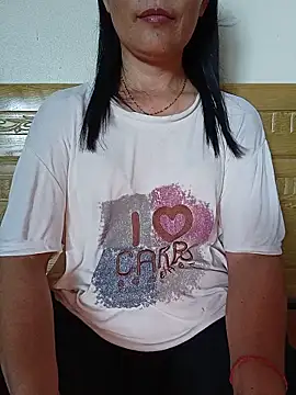 Snapshot of Asian_girl13 chatting on June 8, 2026, 1:39 am Asian girl13 online show from June 8, 2026, 1:39 am