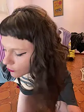 OniricFemme online show from March 3, 2026, 6:41 am