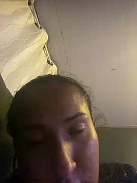 luna asss online show from February 25, 2026, 9:35 pm