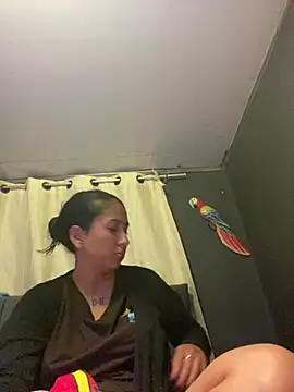 Snapshot of luna_asss chatting on April 27, 2026, 4:10 am luna asss online show from April 27, 2026, 4:10 am