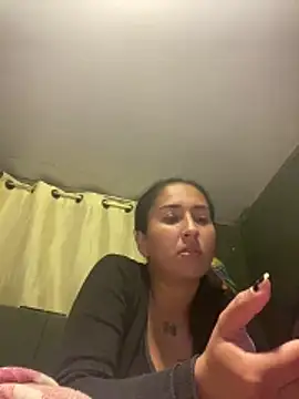 Snapshot of luna_asss chatting on May 8, 2026, 3:34 am luna asss online show from May 8, 2026, 3:34 am