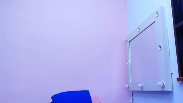 kendal rossi online show from September 9, 2025, 11:54 am