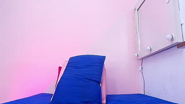 kendal rossi online show from September 27, 2025, 11:59 am