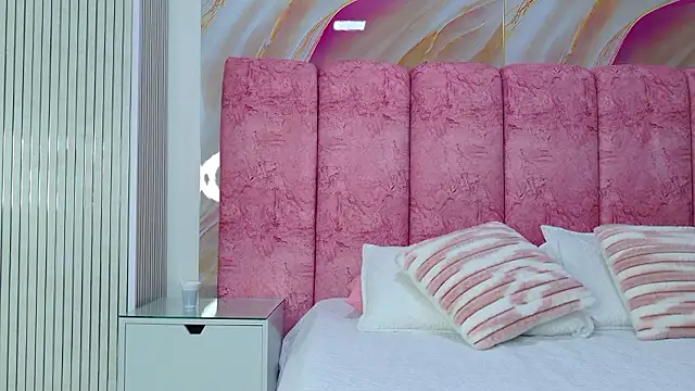 kendal rossi online show from February 25, 2026, 11:53 am