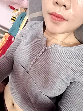 Snapshot of 2_sex chatting on February 3, 2026, 3:17 pm 2 sex online show from February 3, 2026, 3:17 pm