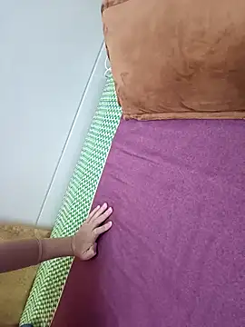 2 sex online show from March 12, 2026, 4:18 am