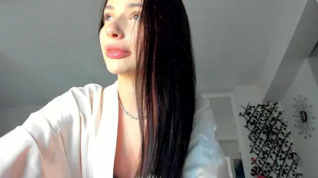 IreneVON online show from January 22, 2025, 3:18 pm