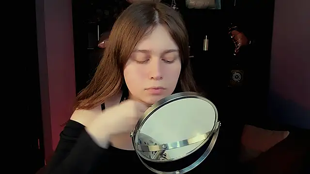 FioraMarmoris online show from February 26, 2026, 3:22 pm