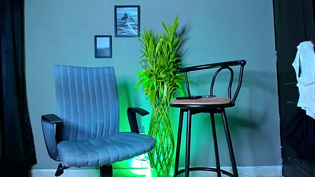 Damian 022 online show from November 13, 2025, 11:09 am