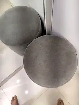 KingCobraClassy online show from March 20, 2025, 5:35 am