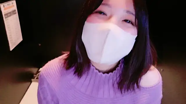 Snapshot of HaruruHappy chatting on March 22, 2025, 12:57 pm HaruruHappy online show from March 22, 2025, 12:57 pm