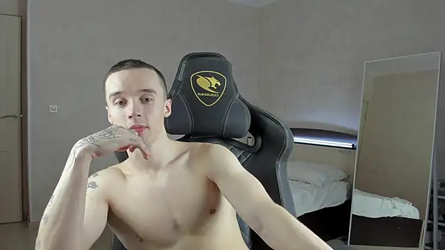 MasonWarholl online show from December 26, 2024, 9:44 am