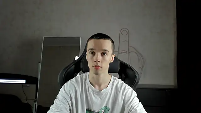 MasonWarholl online show from January 8, 2025, 1:53 am