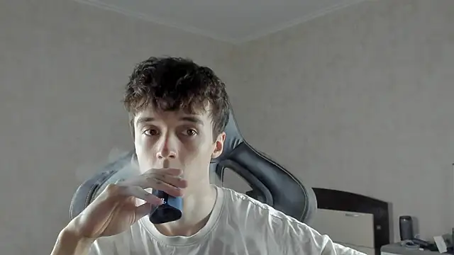 MasonWarholl online show from February 28, 2026, 10:44 pm